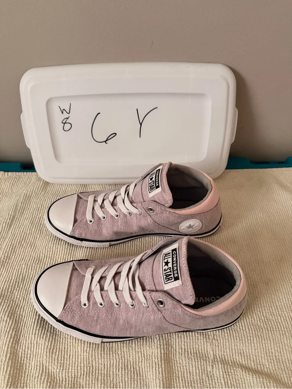 Converse soft mauve